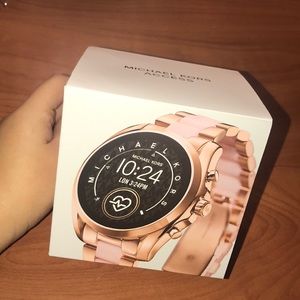Michael Kors Smart Watch Bradshaw 2